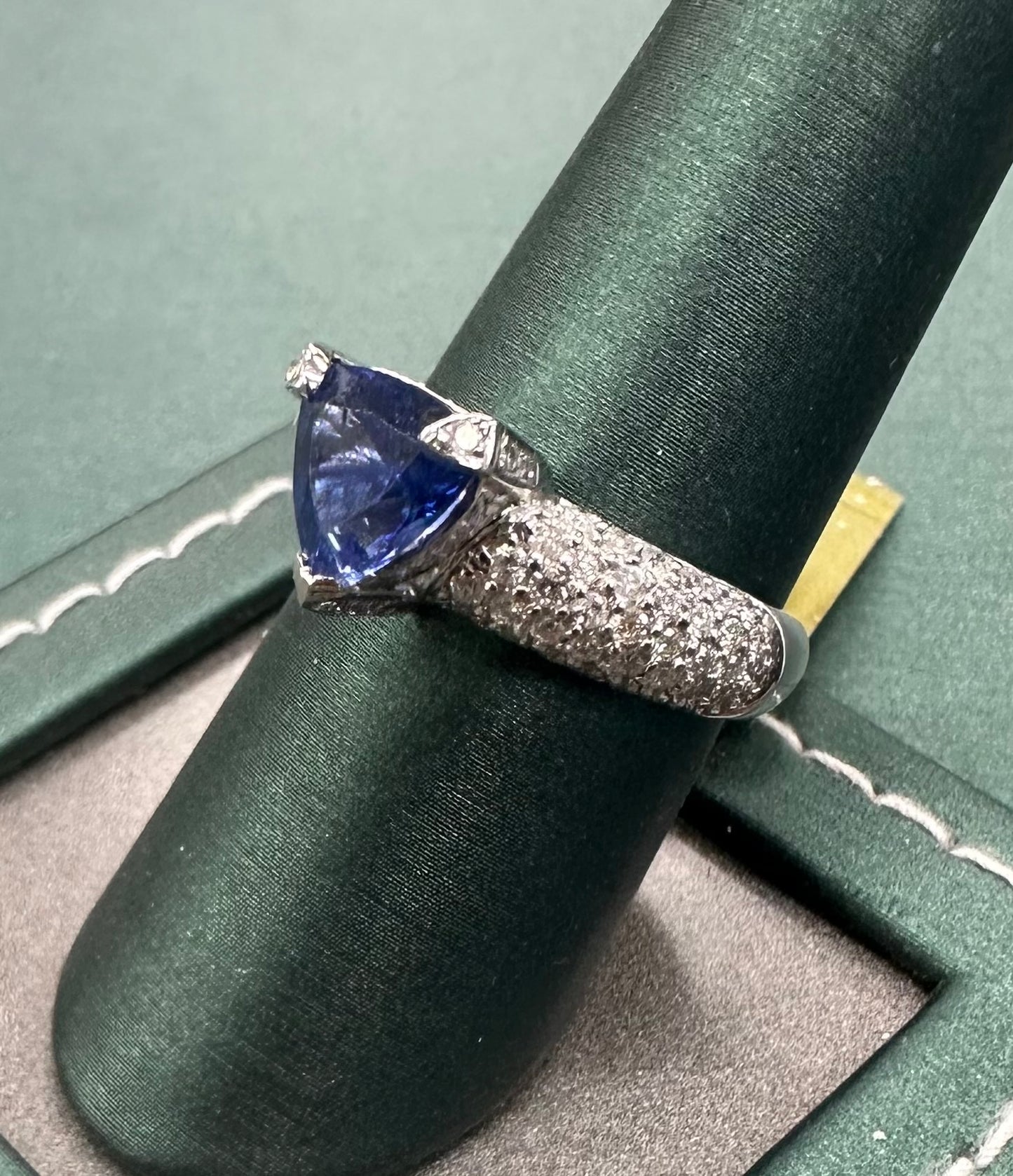 Sapphire shield diamond ring