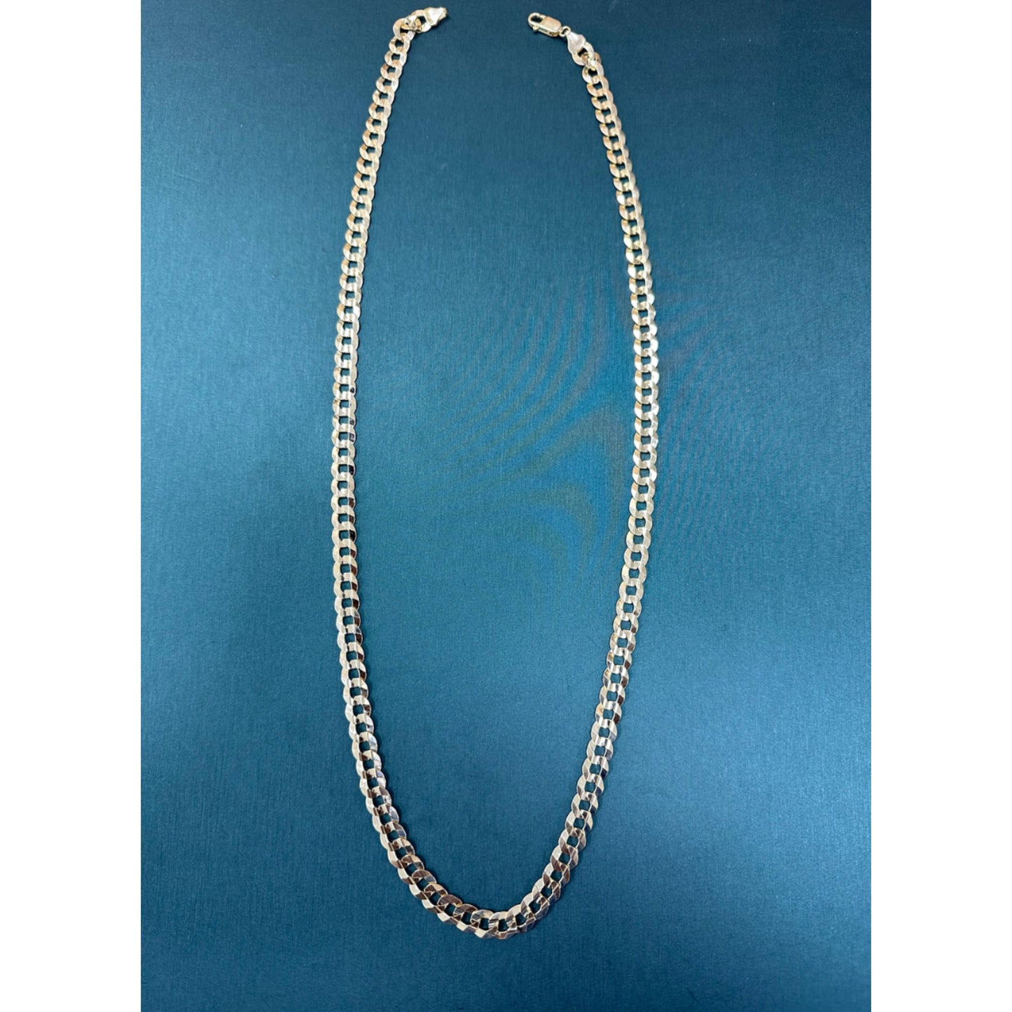 Curb Link Chain 8.2mm 22 inches 14k