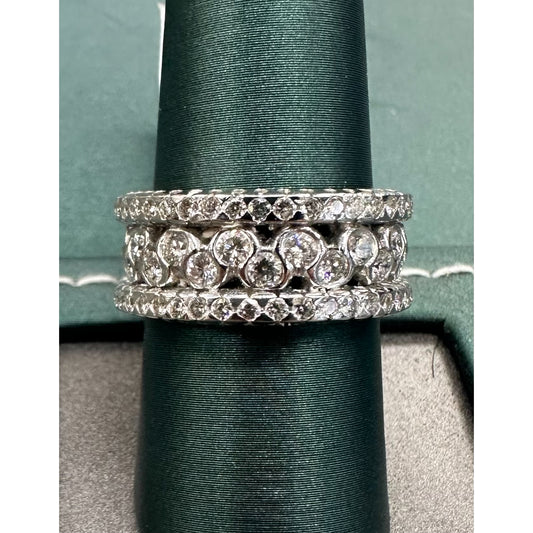 Diamond henna diamond ring
