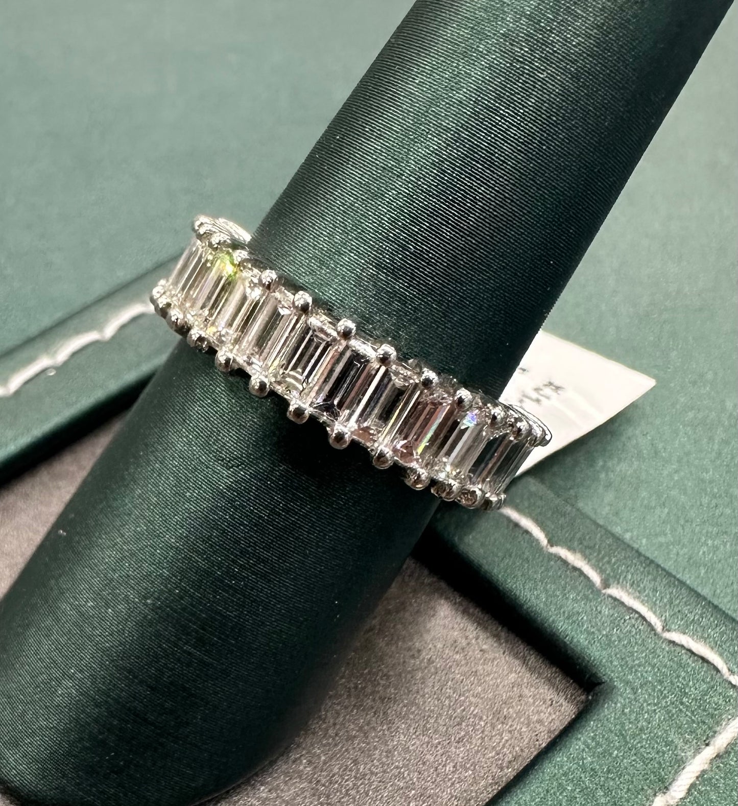 Emerald diamond infinity band 2.08 carats