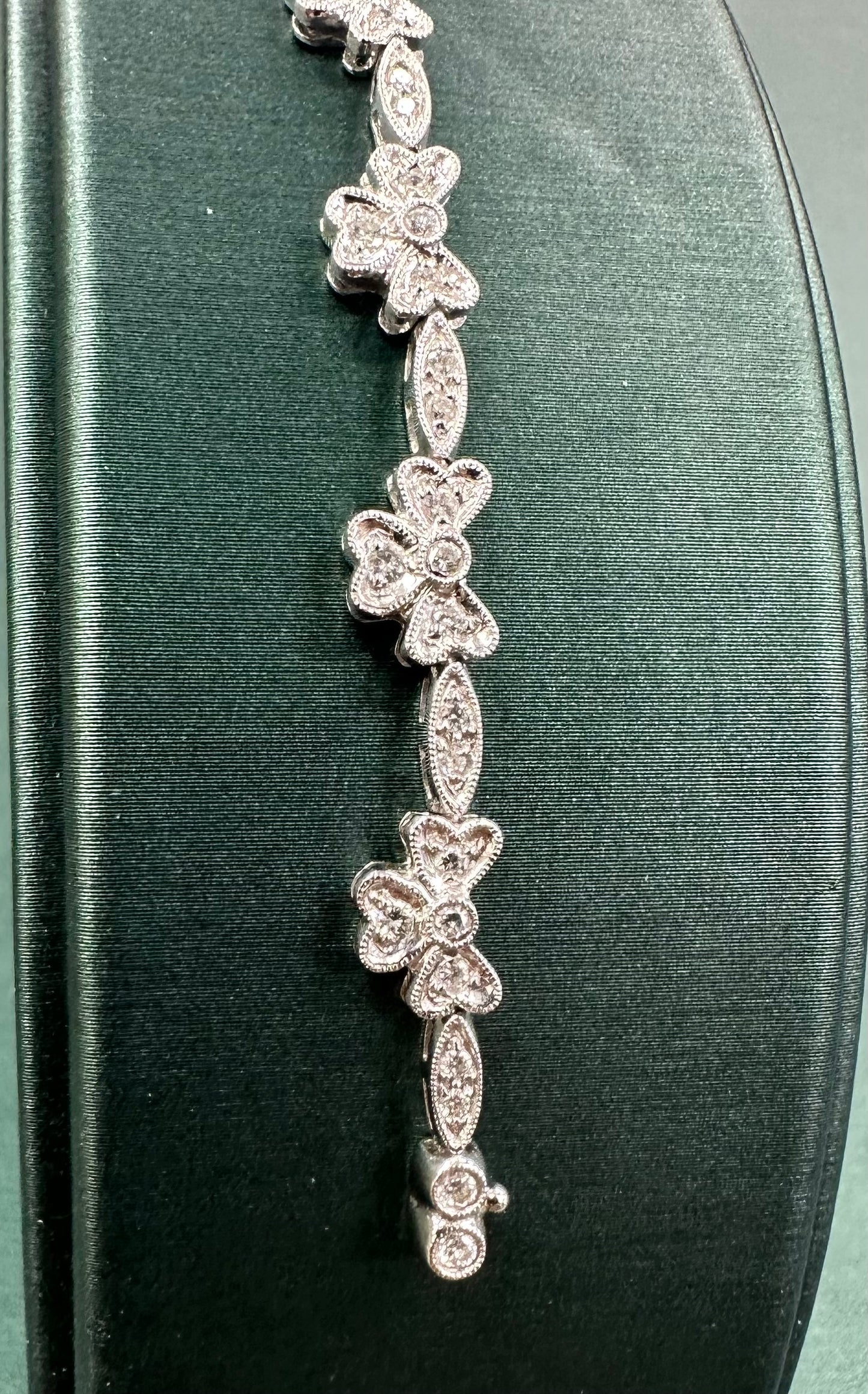 Diamond BOW bracelet