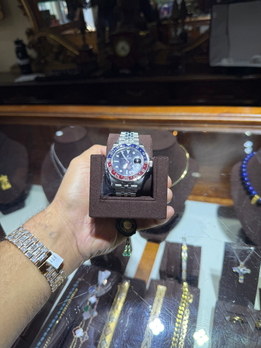 Rolex GMT Master II Pepsi Complete 2022