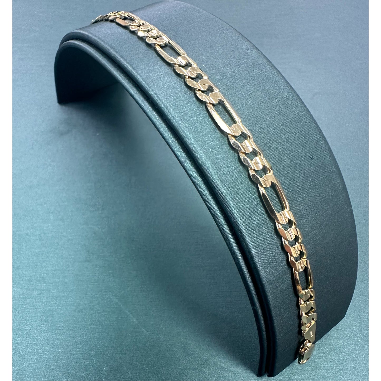 Figaro bracelet 14k 6.3mm