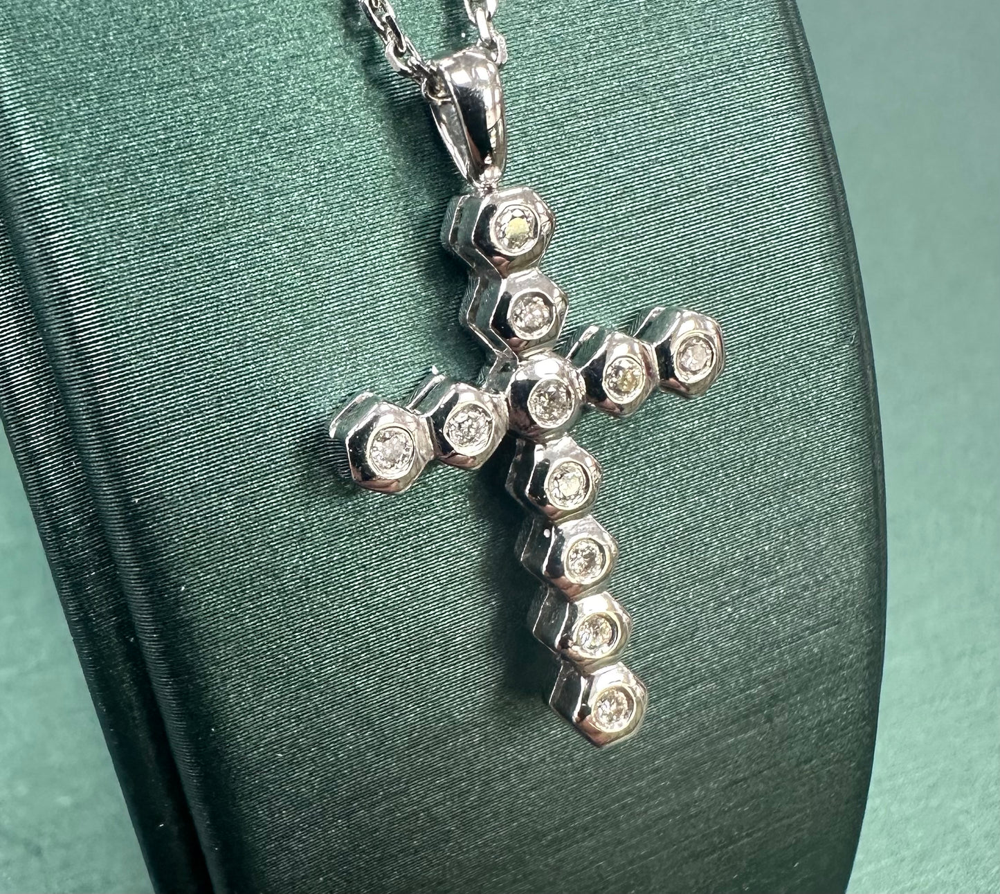 Hexi diamond cross pendant