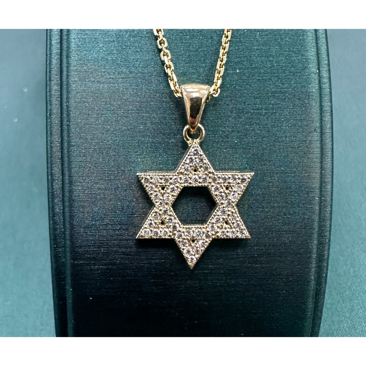 Star of David diamond pendant .28ct