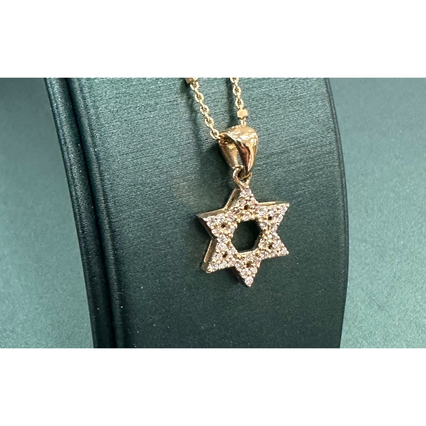 Star of David diamond pendant .20 ct